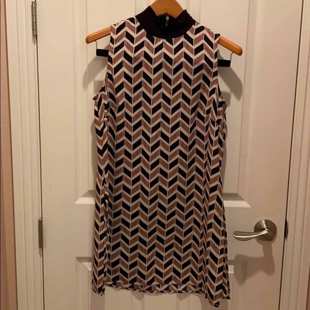 Mock Neck Pattered Tunic Top